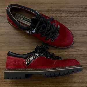 Josef Seibel Edelweiss Chunky Boots Red Suede Floral Size 40 or 9.5
